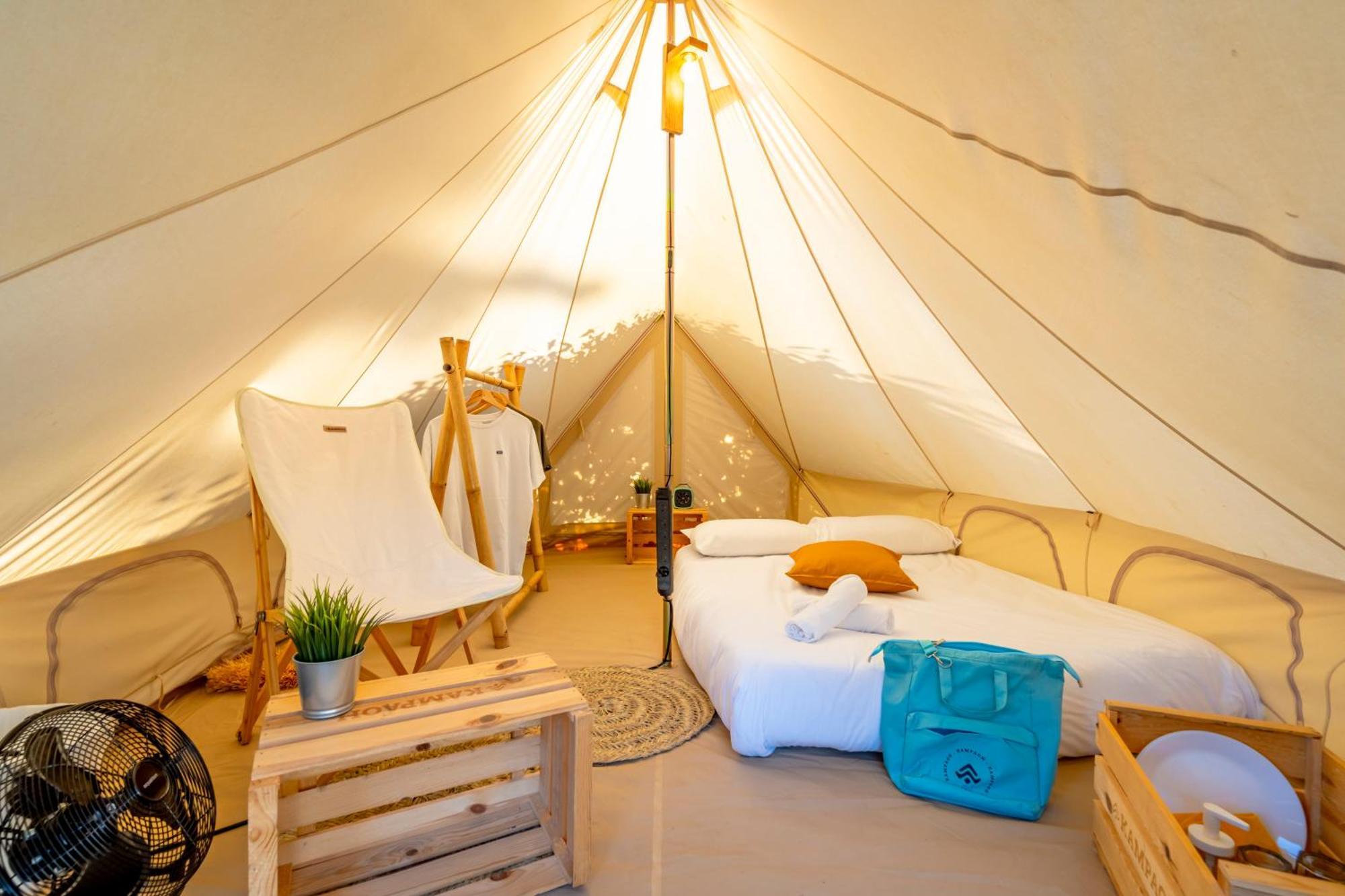 Luxury tent Kampaoh Fonts D' Algar Callosa de Ensarria
